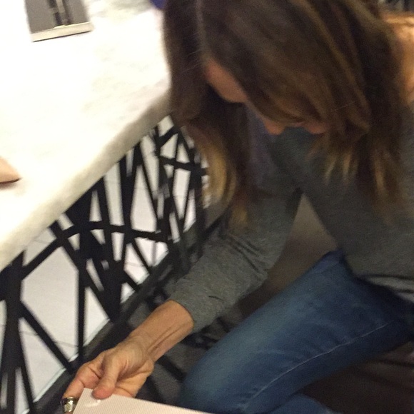 SJP pink keating stilettos with her autograph’ - Picture 6 of 8